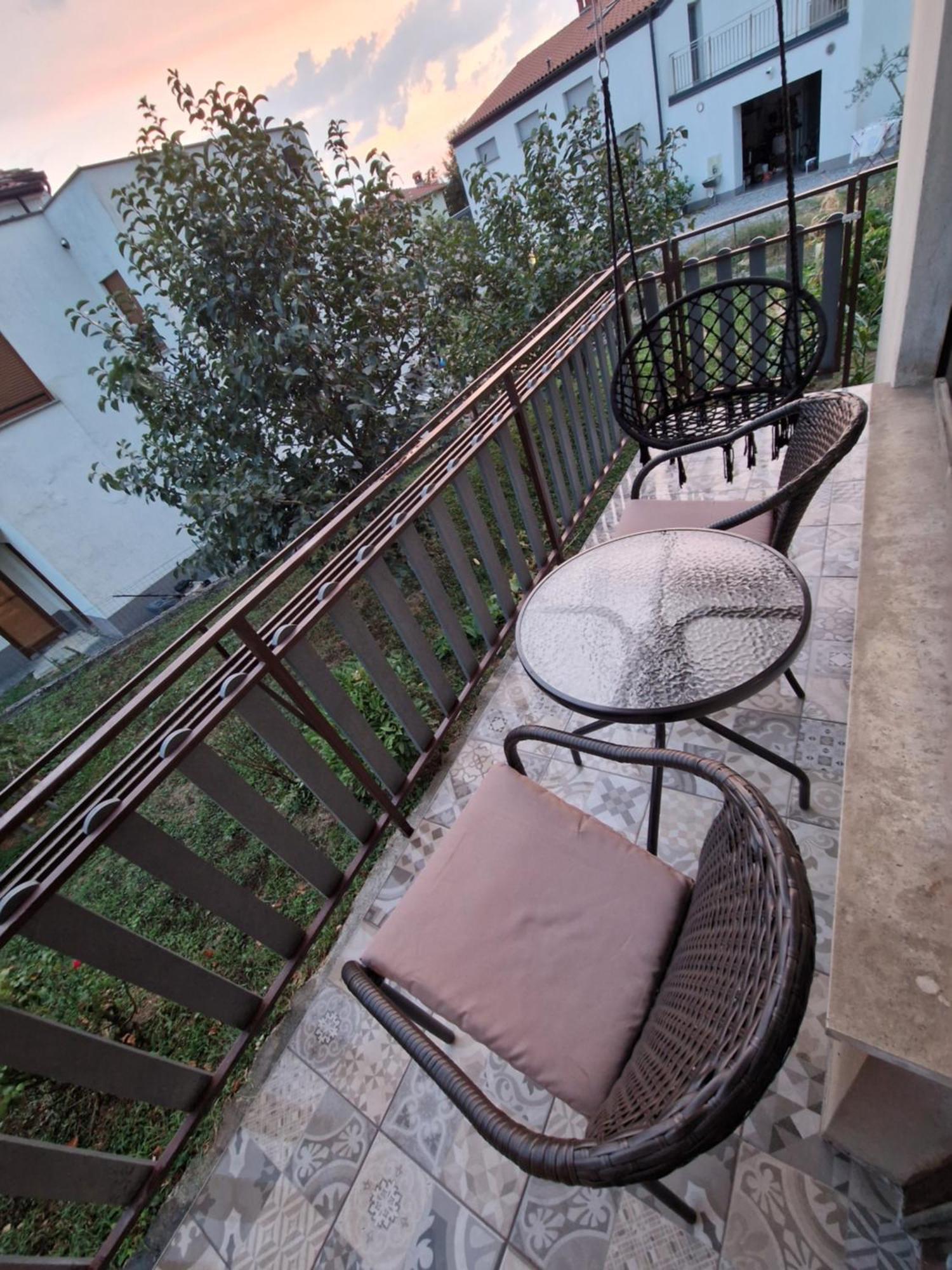 Apartma-Sobe Lejla Віпава Екстер'єр фото
